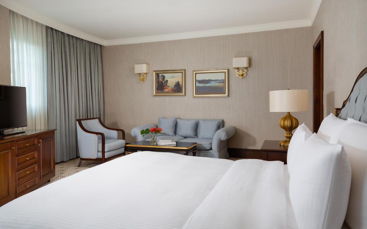 Junior Suite Room