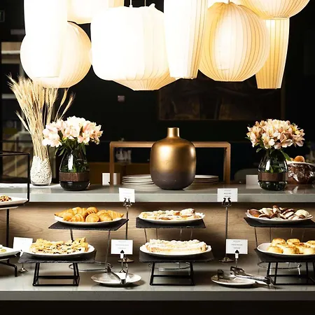 Mercure Almaty City Center-2